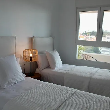 Centric Apartment With Sea And Mountain Views Marbella