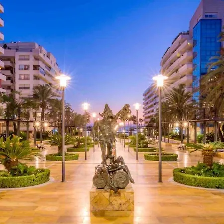 Apartment Centric Apartment With Sea And Mountain Views Marbella